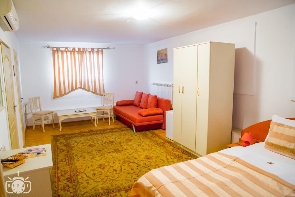 Villa Tamara Bucharest Bilik gambar